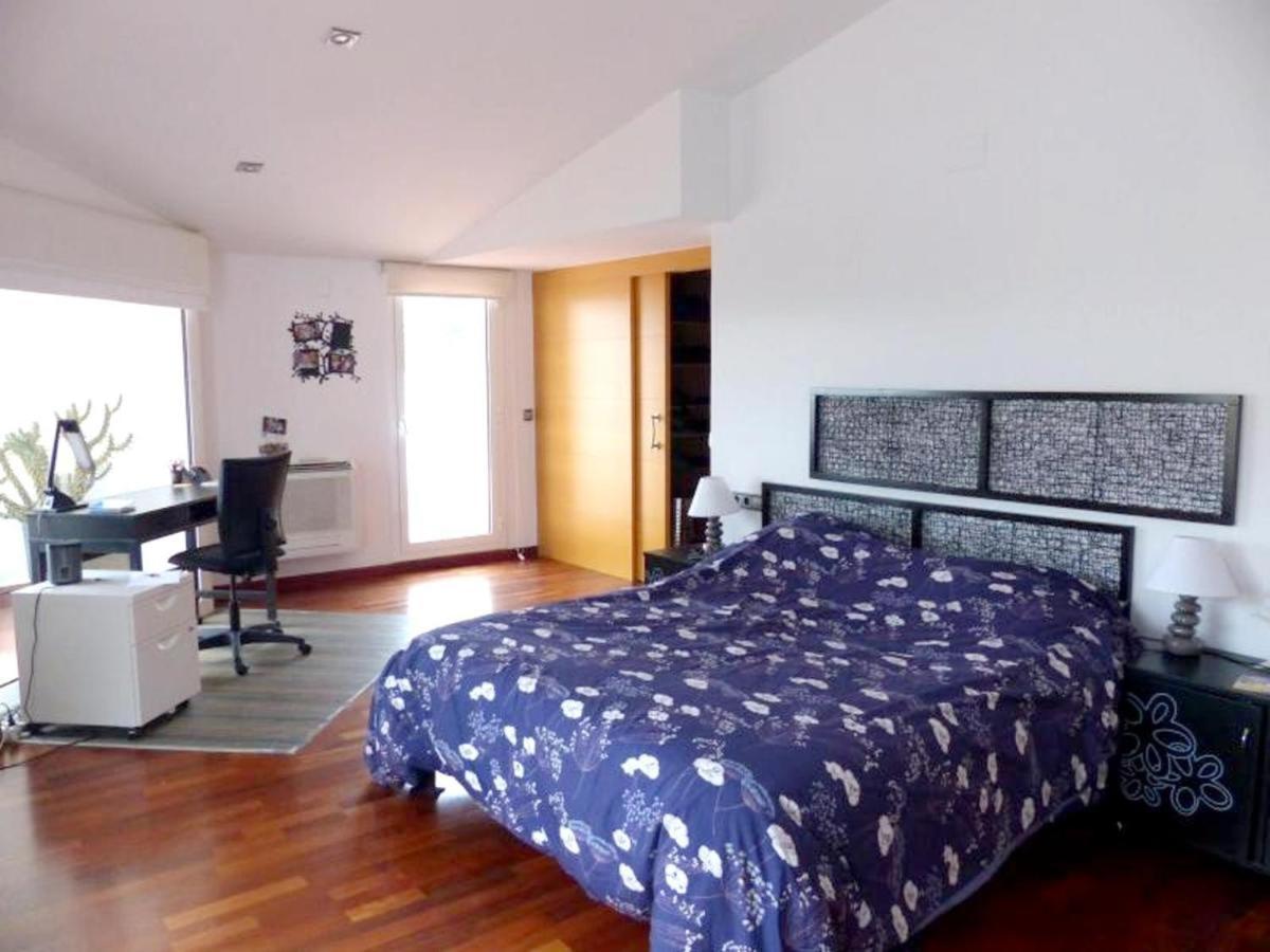 Azul Villa